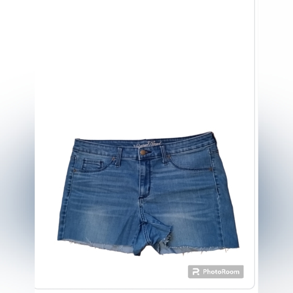 Universal Thread Super Stretchy Medium Wash Jean shorts